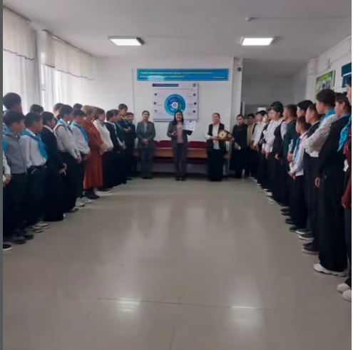 Мектебімізде жаңа тоқсанның басталуына арналған мектепішілік тізбек жиыны өтті.